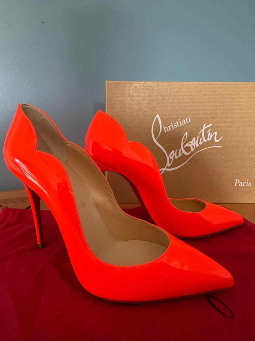 Christian Louboutin Hot Chick 100 Fluo Fizz Patent Pumps EU 36.5 US 6.5